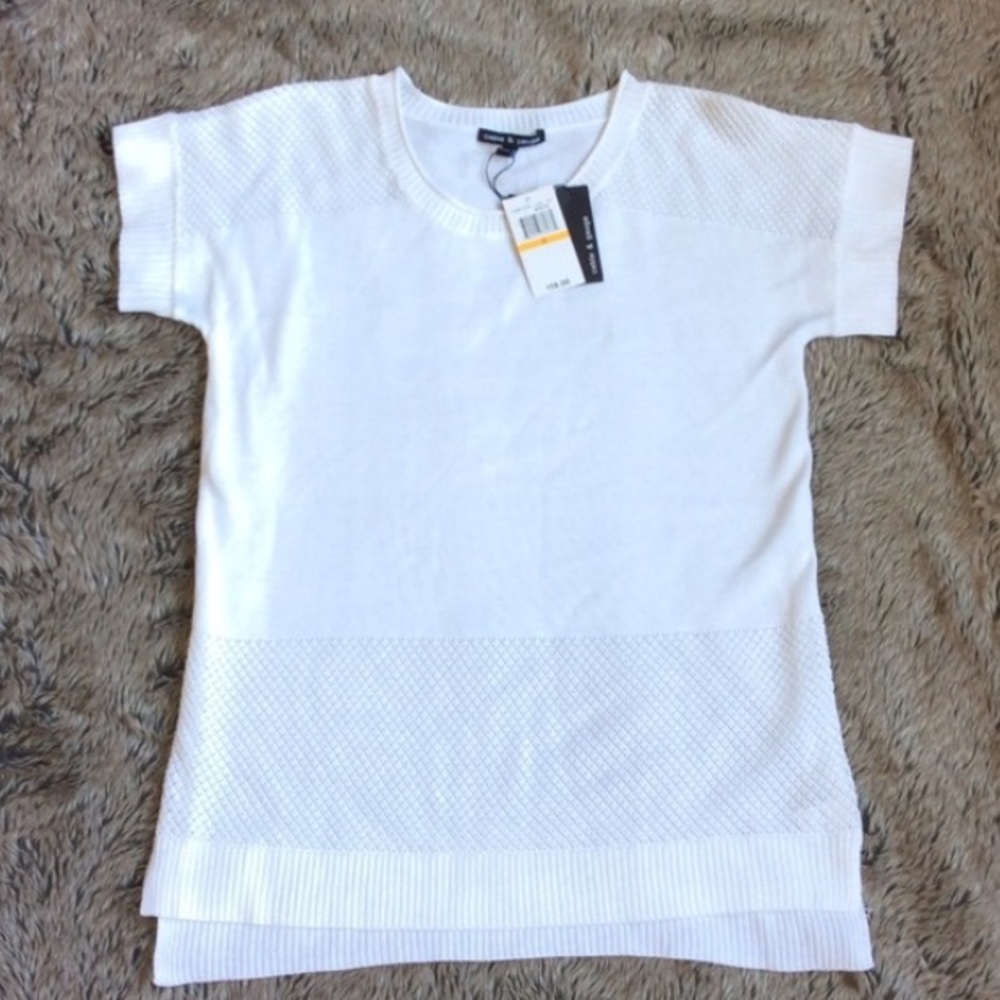 Cable & Gauge white short sleeve knit blouse size small